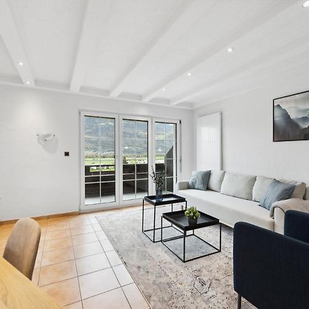 Sonniges Apartment Mit Traumhaftem Bergblick Buchs  Exteriör bild