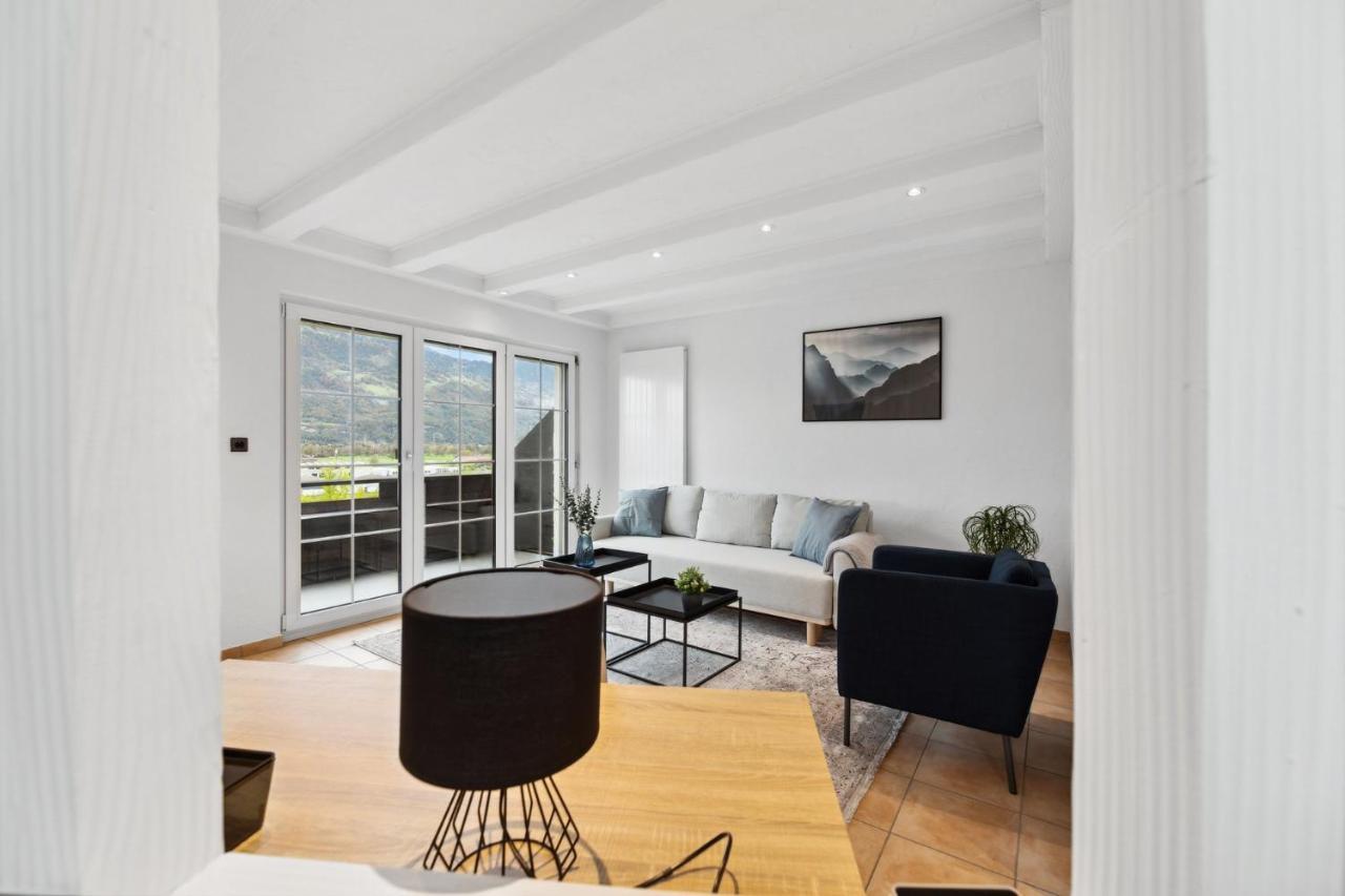 Sonniges Apartment Mit Traumhaftem Bergblick Buchs  Exteriör bild