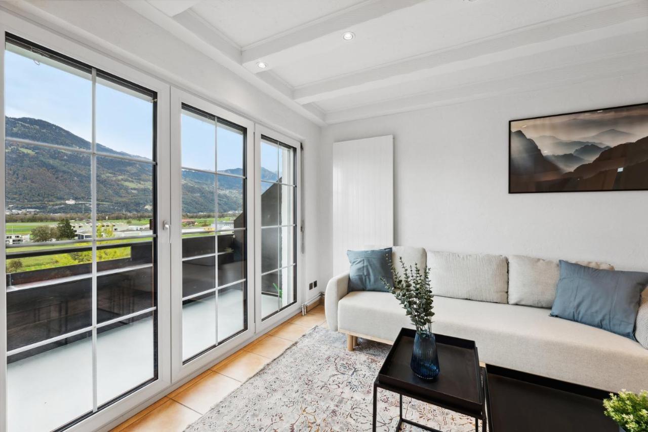 Sonniges Apartment Mit Traumhaftem Bergblick Buchs  Exteriör bild